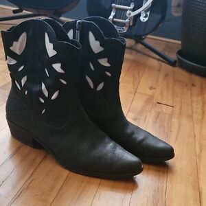 Lucky Brand Black and White Western Ankle Boots